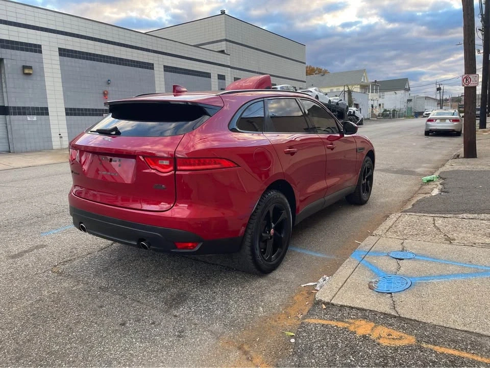 2017 Jaguar F-Pace - Image 7 of 17