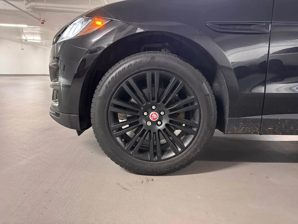 2017 Jaguar F-Pace - Image 9 of 20