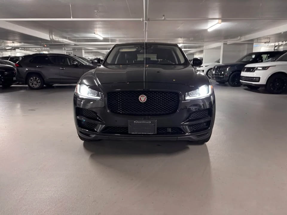 2017 Jaguar F-Pace - Image 8 of 20