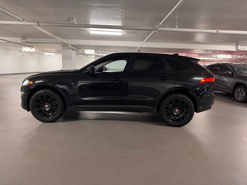 2017 Jaguar F-Pace - Image 2 of 20