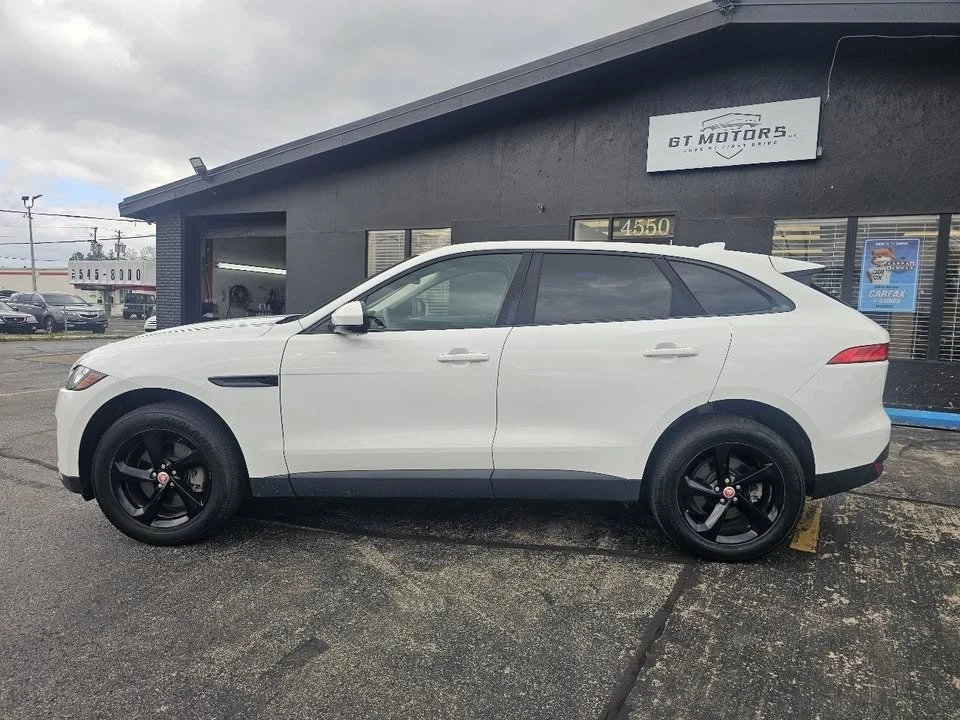 2017 Jaguar F-Pace - Image 8 of 19