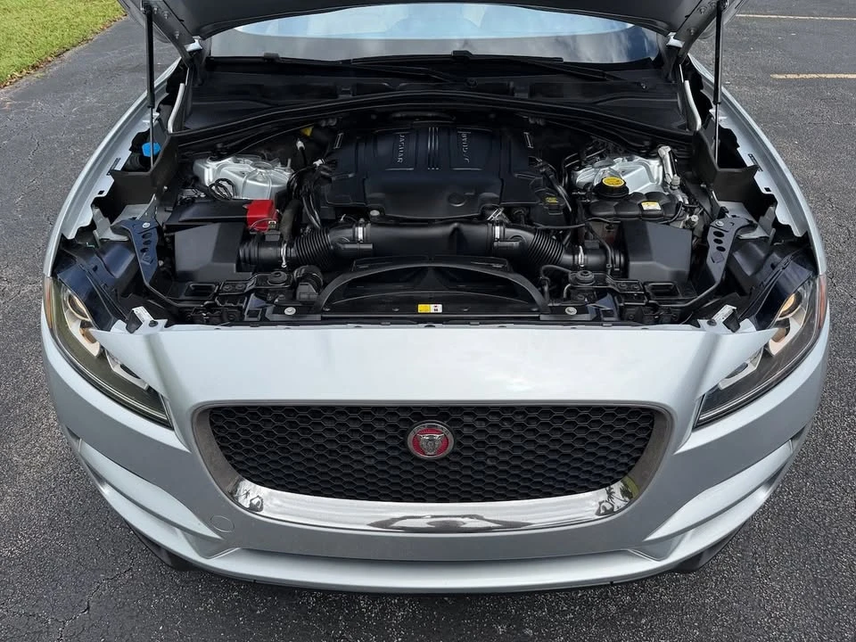 2017 Jaguar F-Pace - Image 17 of 20