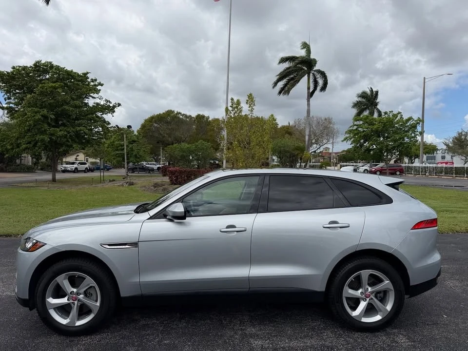 2017 Jaguar F-Pace - Image 3 of 20