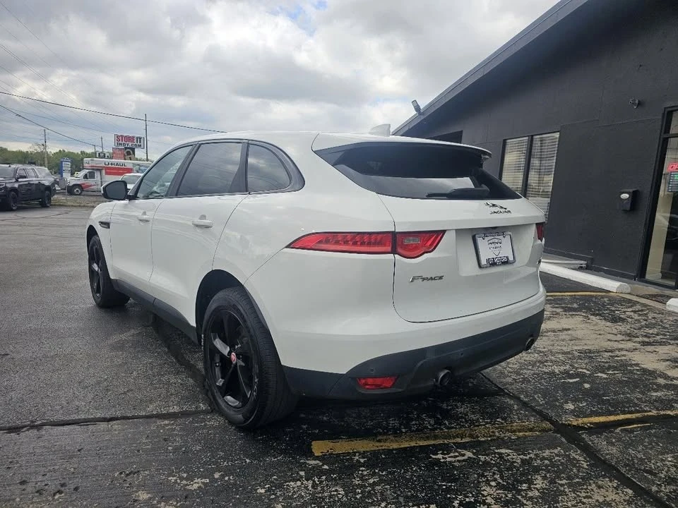 2017 Jaguar F-Pace - Image 7 of 19