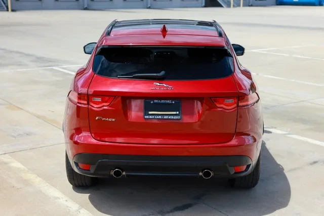 2017 Jaguar F-Pace - Image 6 of 19