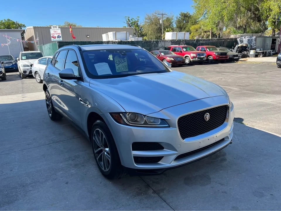2017 Jaguar F-Pace - Image 2 of 18