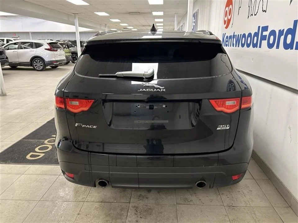 2017 Jaguar F-Pace - Image 5 of 19