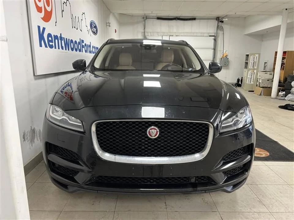 2017 Jaguar F-Pace - Image 3 of 19