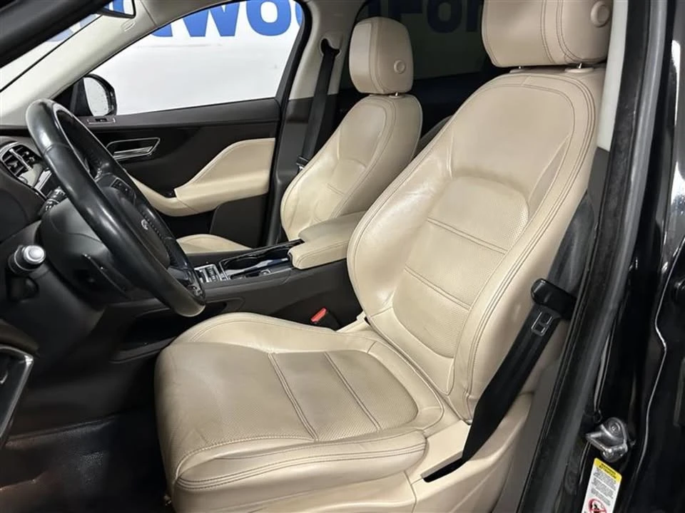 2017 Jaguar F-Pace - Image 15 of 19
