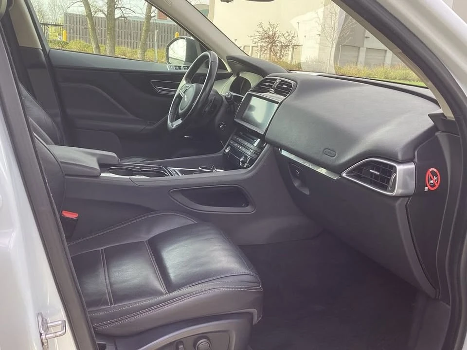 2017 Jaguar F-Pace - Image 15 of 20