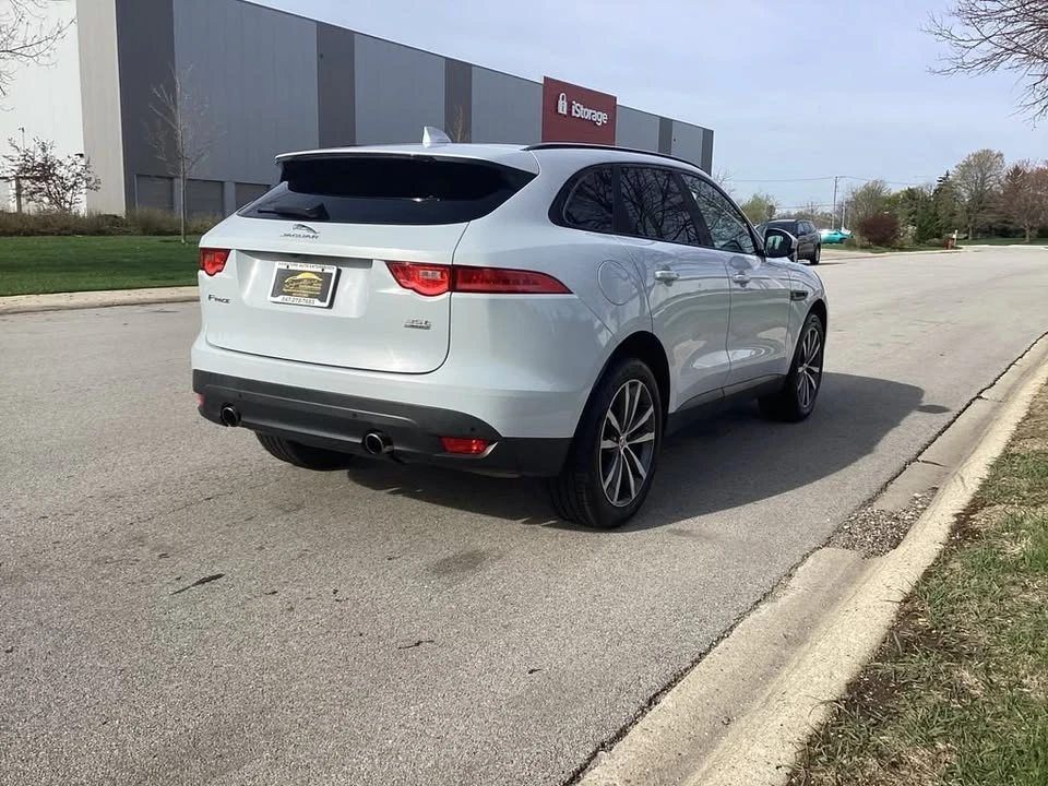 2017 Jaguar F-Pace - Image 5 of 20