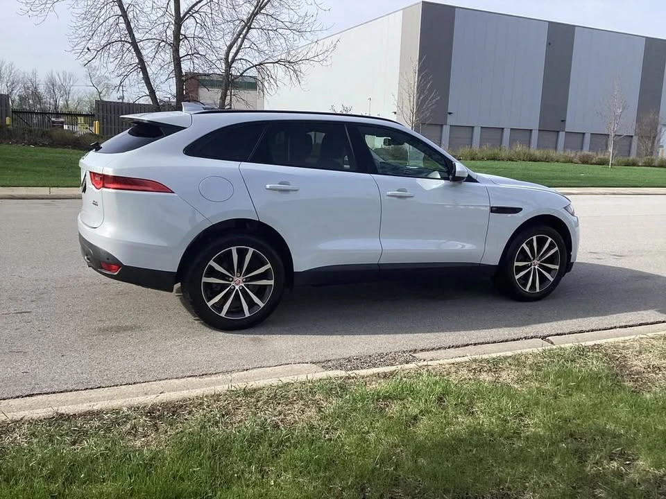 2017 Jaguar F-Pace - Image 4 of 20