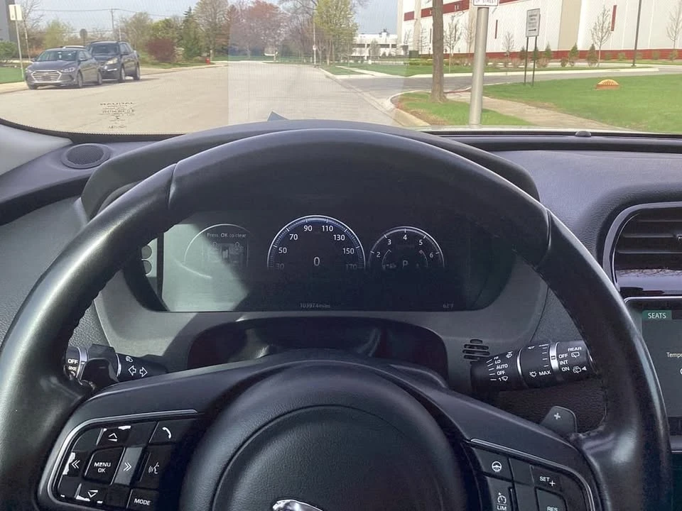 2017 Jaguar F-Pace - Image 16 of 20