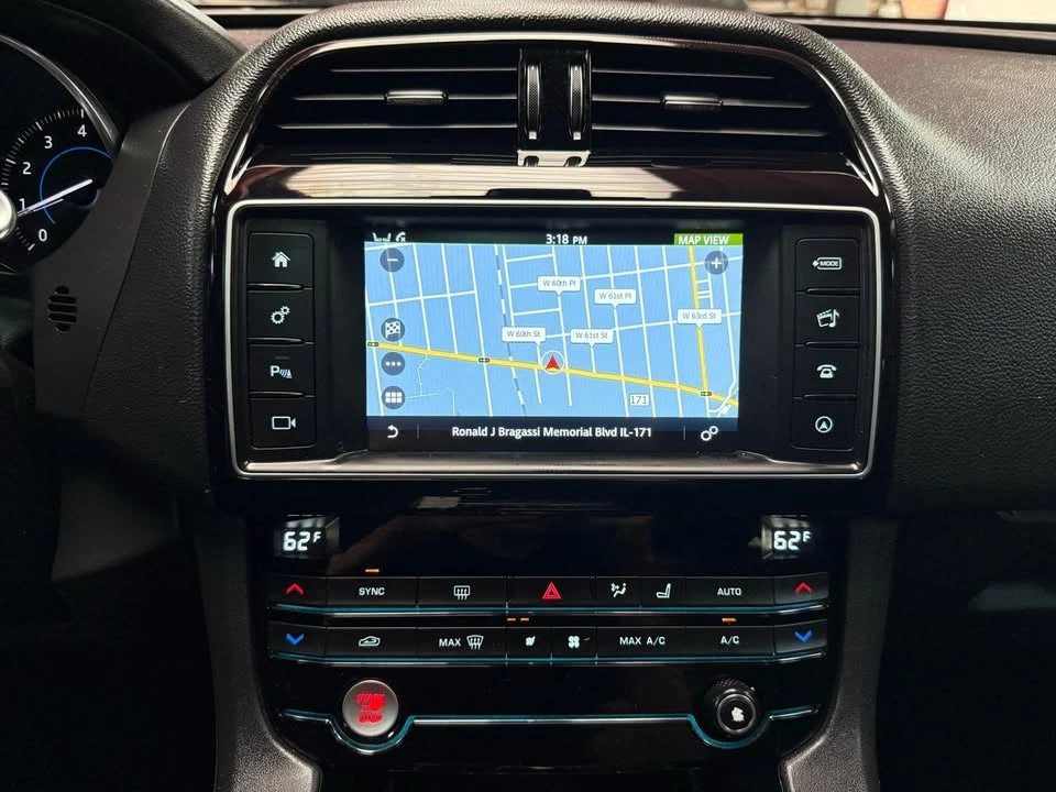 2017 Jaguar F-Pace - Image 19 of 20