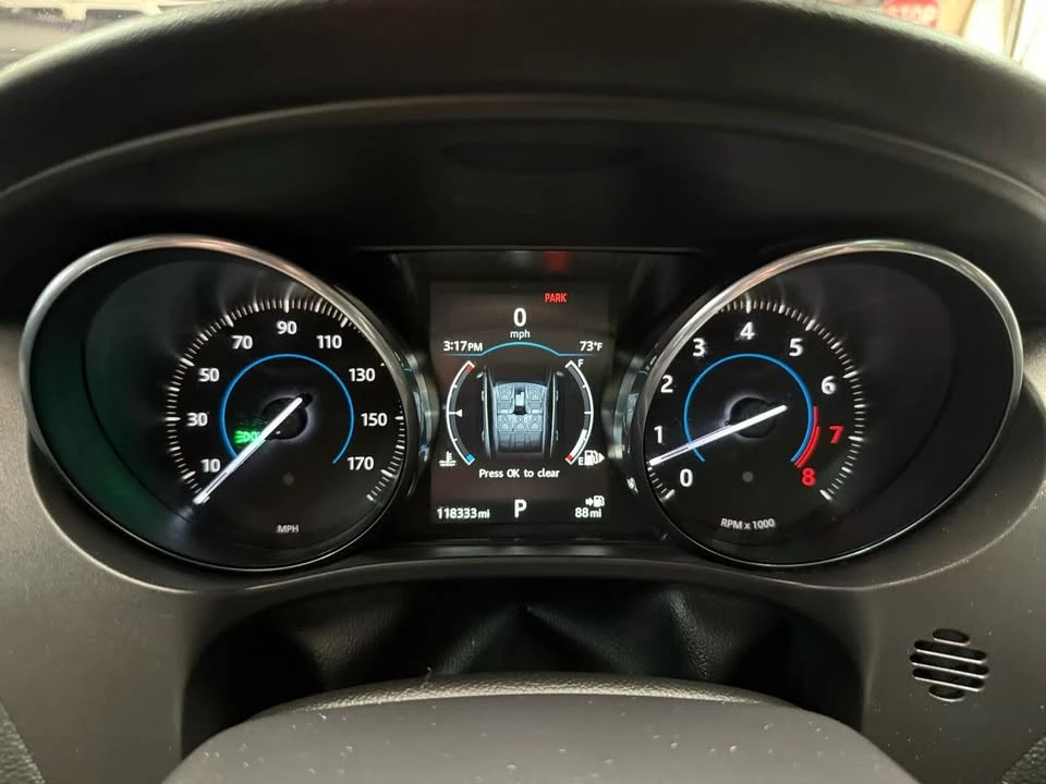 2017 Jaguar F-Pace - Image 13 of 20