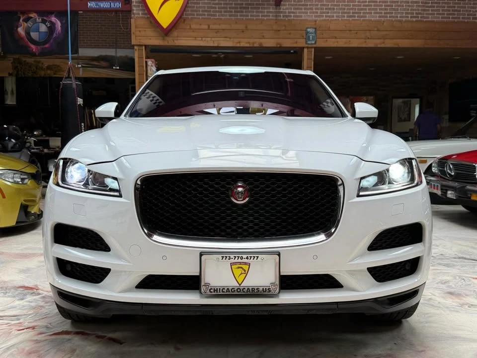 2017 Jaguar F-Pace - Image 7 of 20