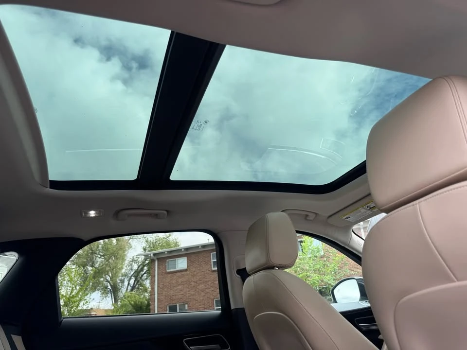 2017 Jaguar F-Pace - Image 15 of 20