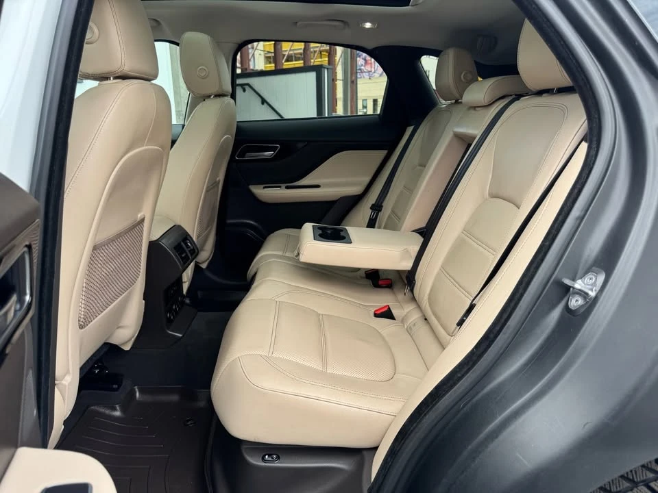 2017 Jaguar F-Pace - Image 17 of 20