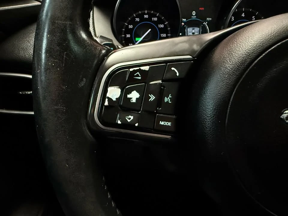 2017 Jaguar F-Pace - Image 15 of 20