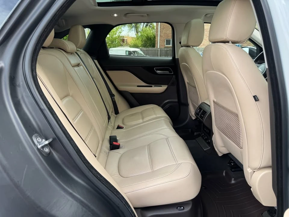 2017 Jaguar F-Pace - Image 16 of 20