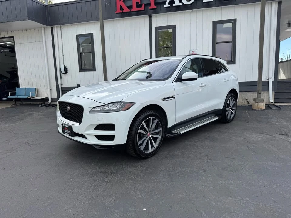 2017 Jaguar F-Pace - Image 2 of 20