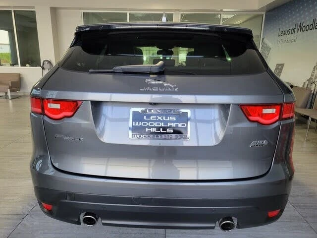 2017 Jaguar F-Pace - Image 3 of 19
