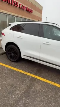 2017 Jaguar F-Pace R-Sport