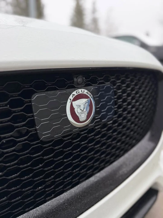 2017 Jaguar F-Pace - Image 3 of 21