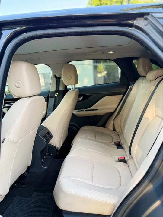 2017 Jaguar F-Pace - Image 8 of 8