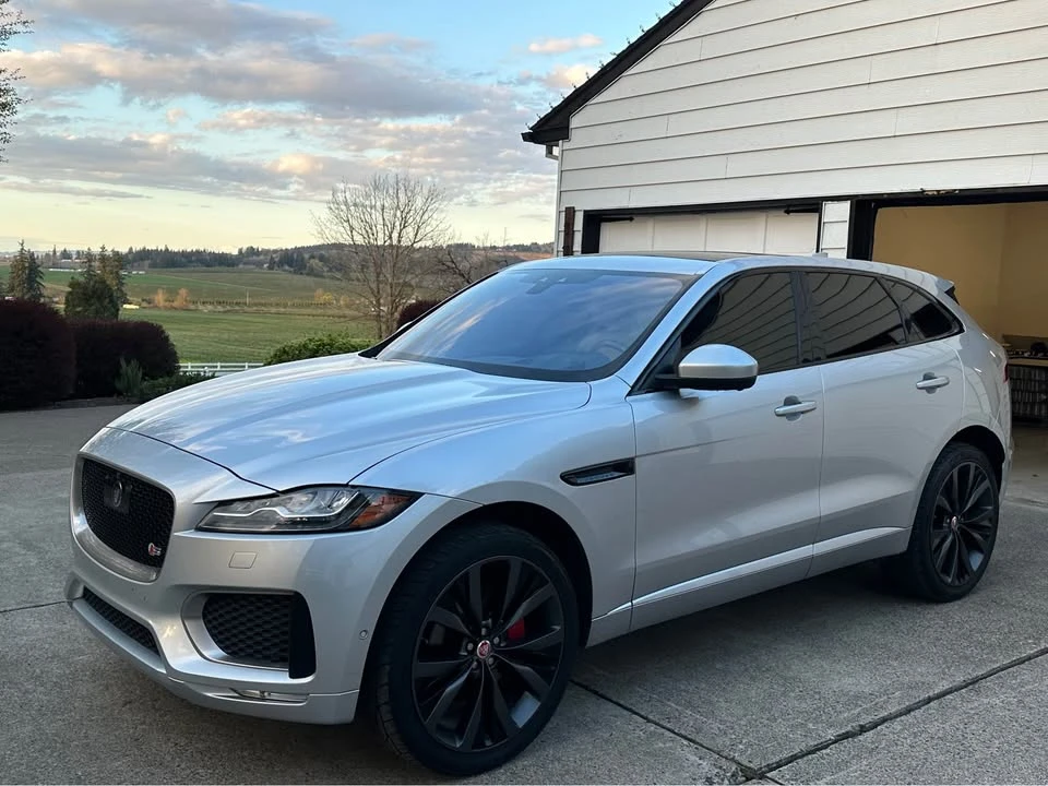 2017 Jaguar F-Pace - Image 3 of 17