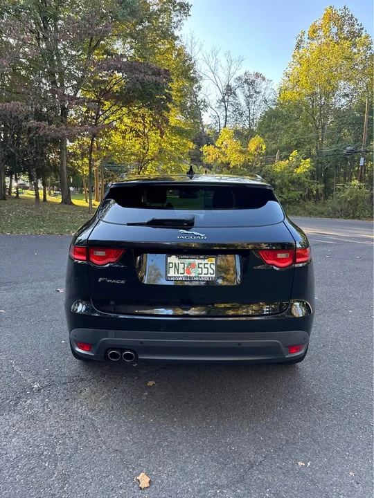 2017 Jaguar F-Pace - Image 6 of 13
