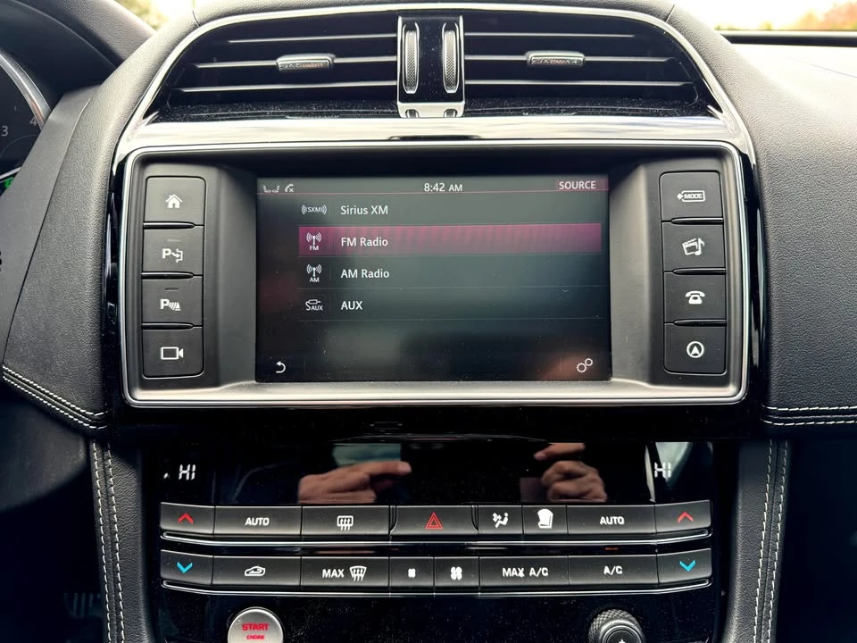 2017 Jaguar F-Pace - Image 19 of 20