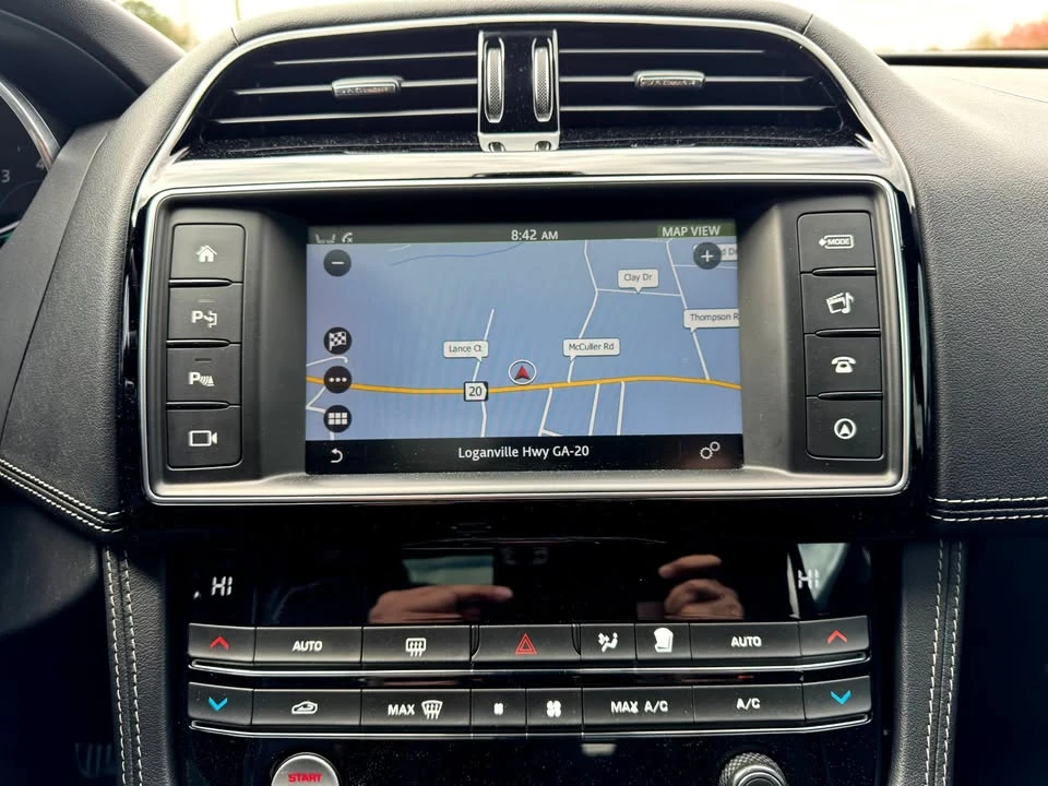 2017 Jaguar F-Pace - Image 18 of 20
