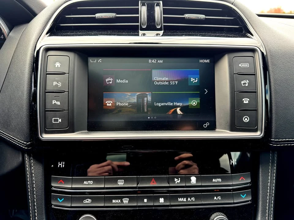 2017 Jaguar F-Pace - Image 15 of 20