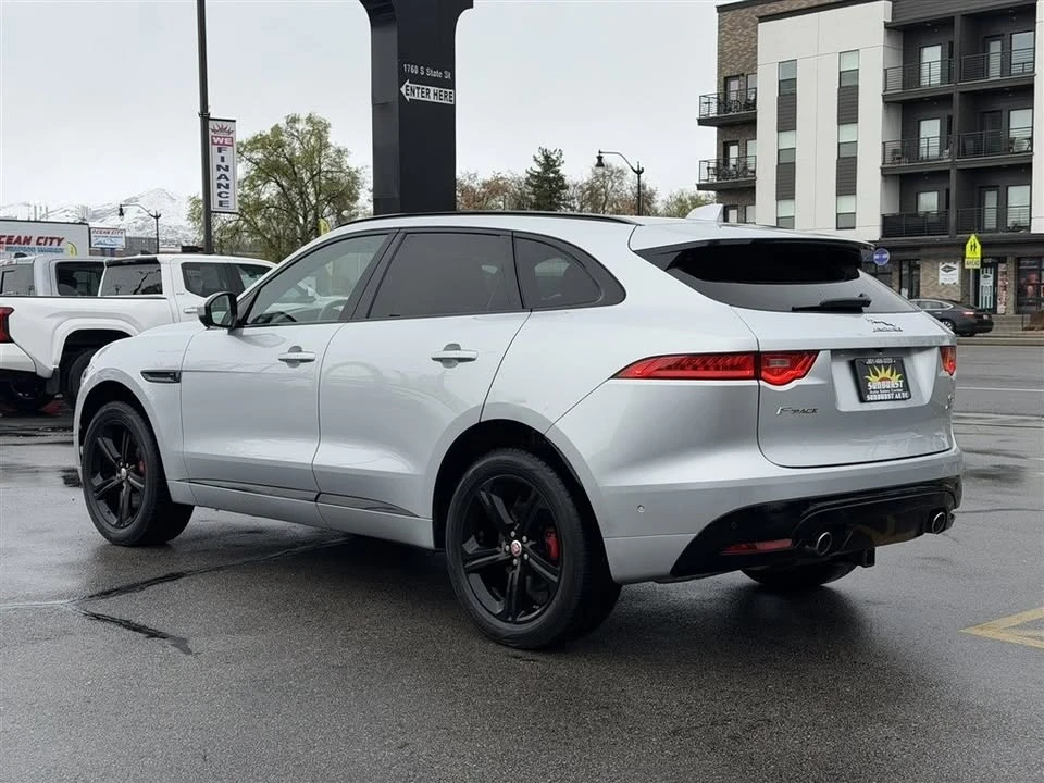 2017 Jaguar F-Pace - Image 3 of 14