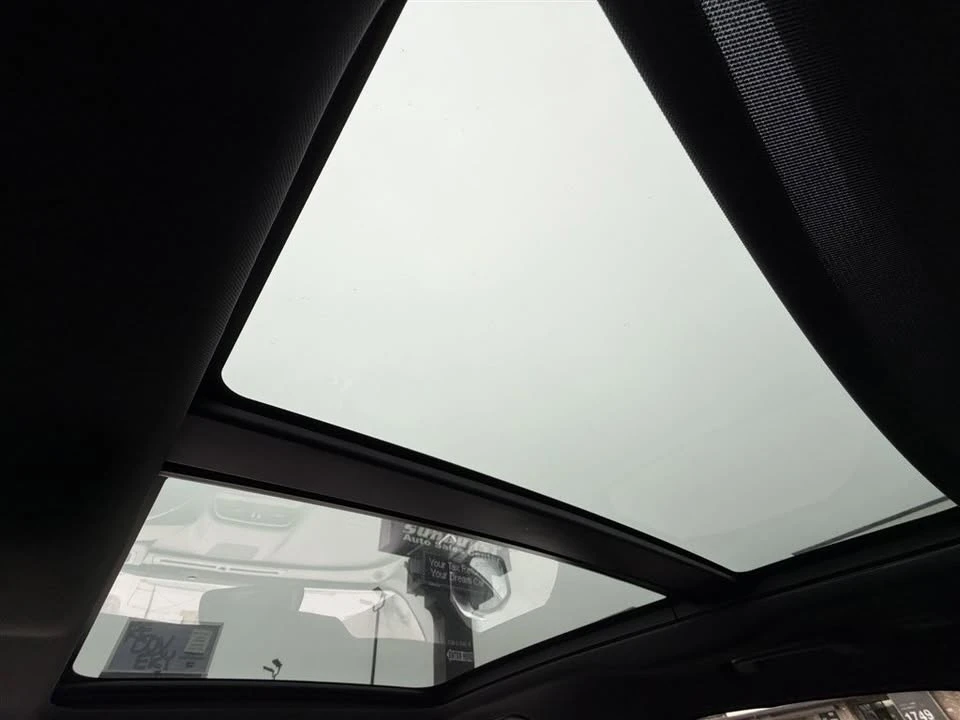 2017 Jaguar F-Pace - Image 7 of 14