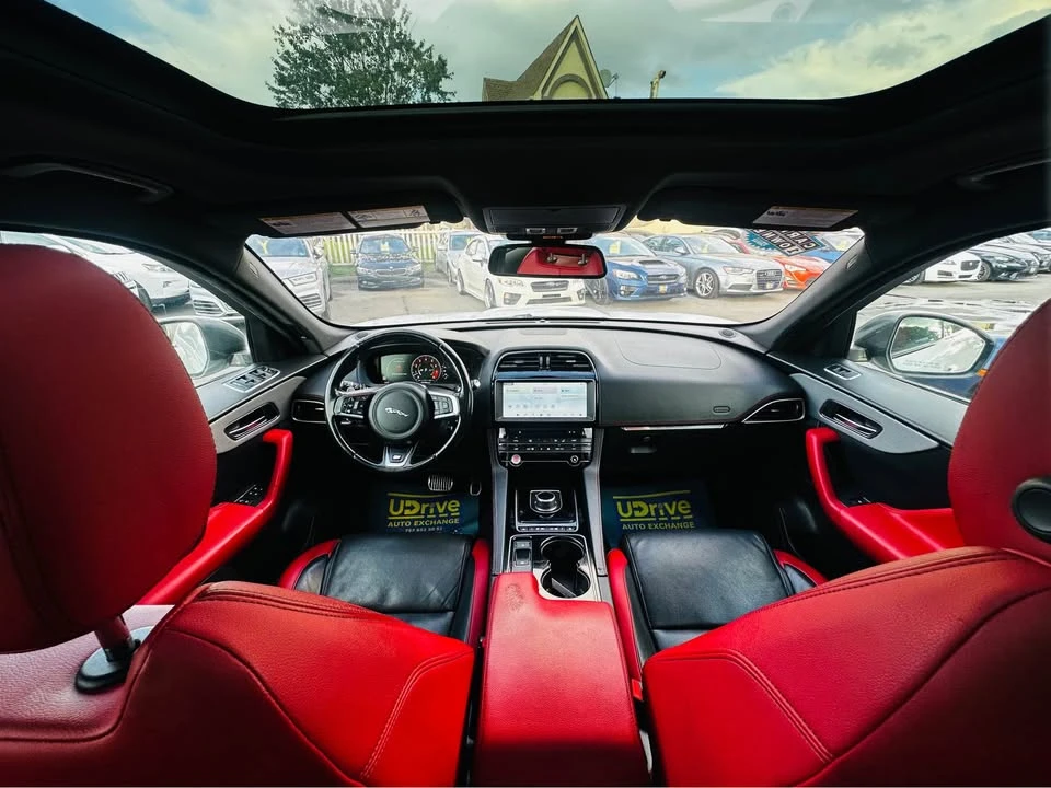 2017 Jaguar F-Pace - Image 14 of 20