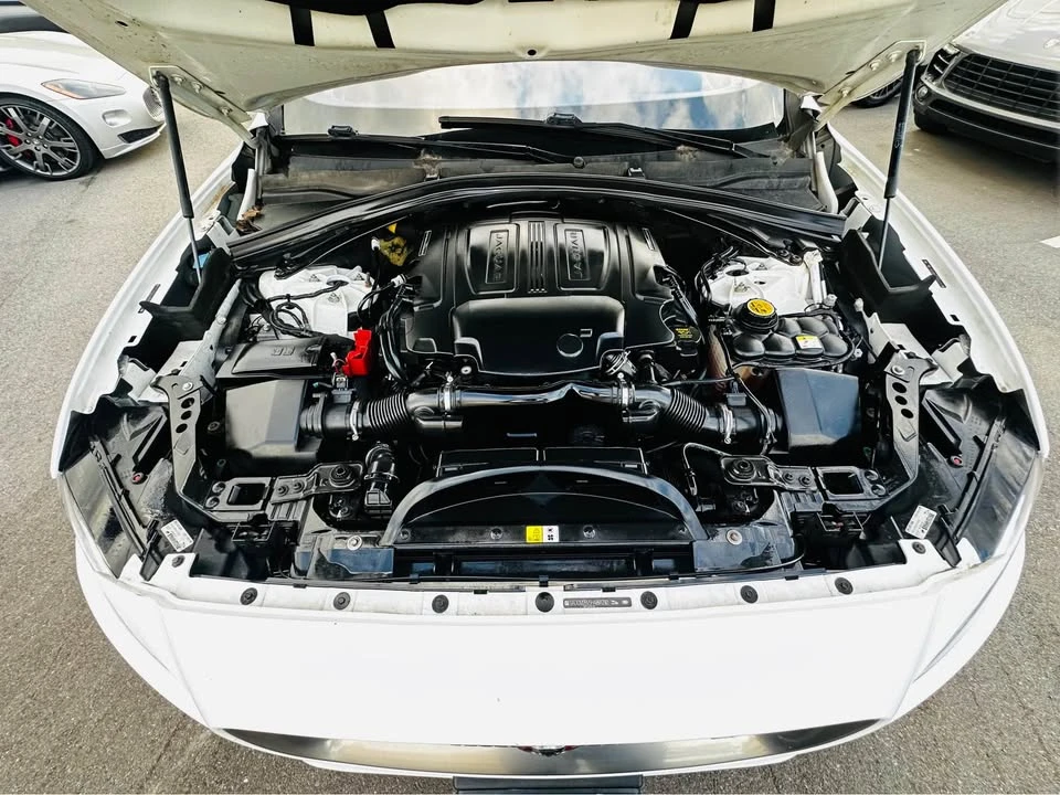 2017 Jaguar F-Pace - Image 20 of 20