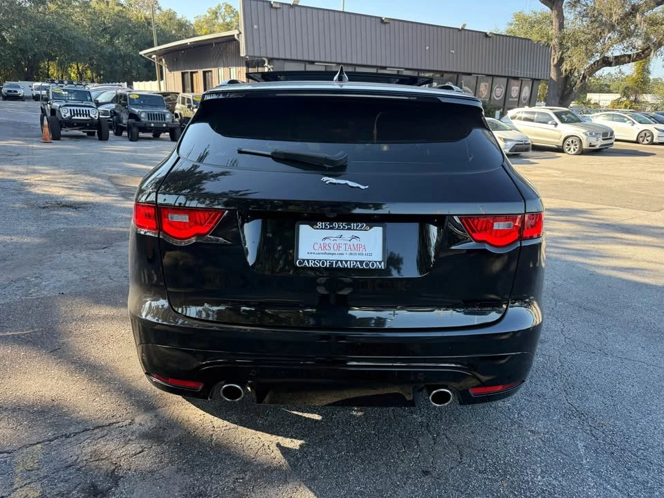 2017 Jaguar F-Pace - Image 4 of 11