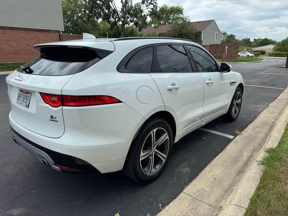 2017 Jaguar F-Pace - Image 5 of 20