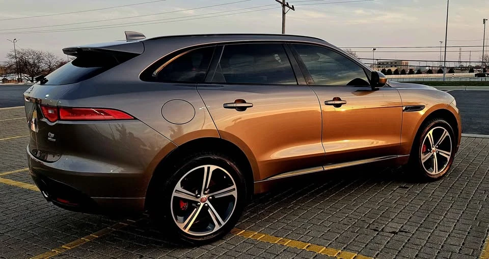 2017 Jaguar F-Pace - Image 14 of 19
