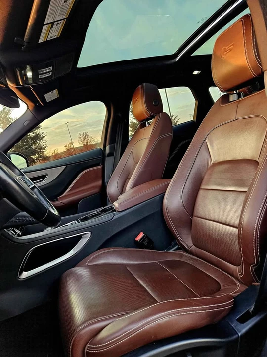 2017 Jaguar F-Pace - Image 3 of 19