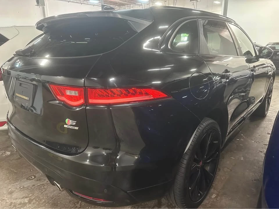 2017 Jaguar F-Pace - Image 3 of 16