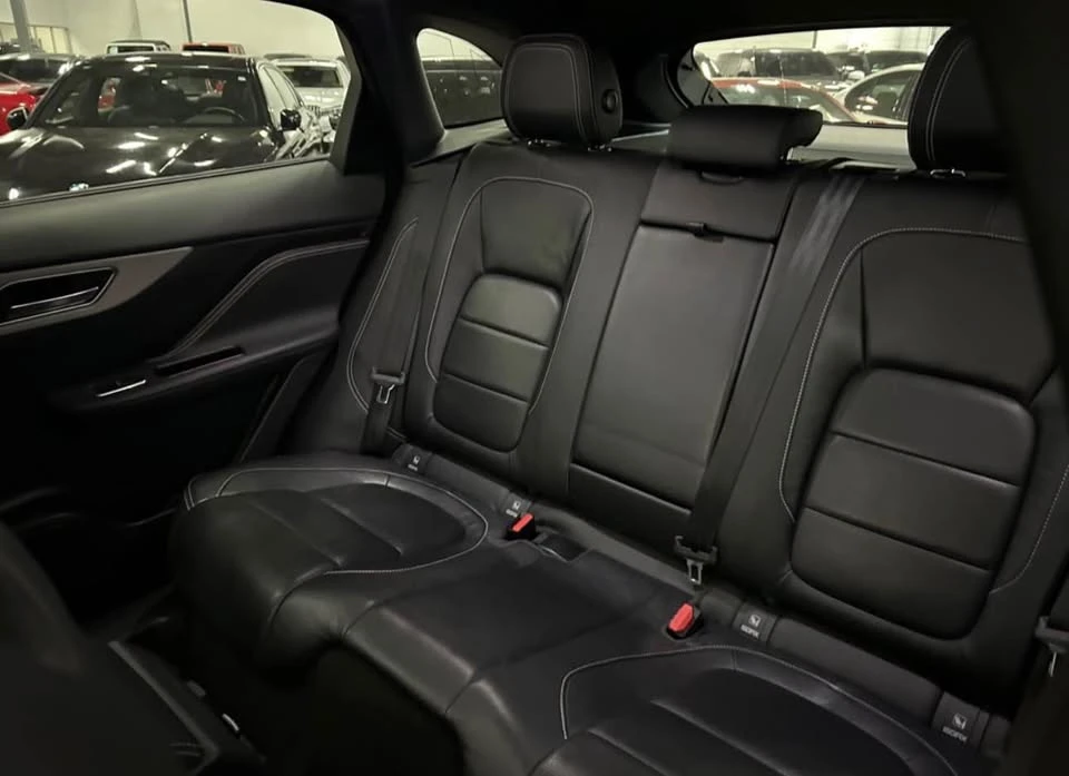 2017 Jaguar F-Pace - Image 12 of 16
