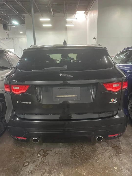 2017 Jaguar F-Pace - Image 5 of 16