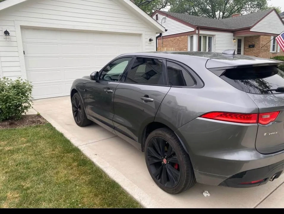 2017 Jaguar F-Pace - Image 3 of 6