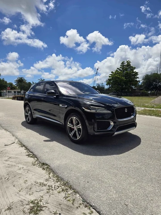 2017 Jaguar F-Pace - Image 3 of 9