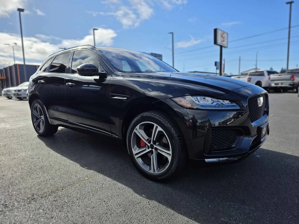 2017 Jaguar F-Pace - Image 7 of 19