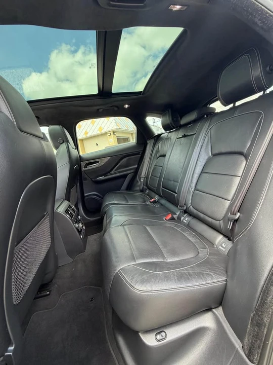 2017 Jaguar F-Pace - Image 6 of 16