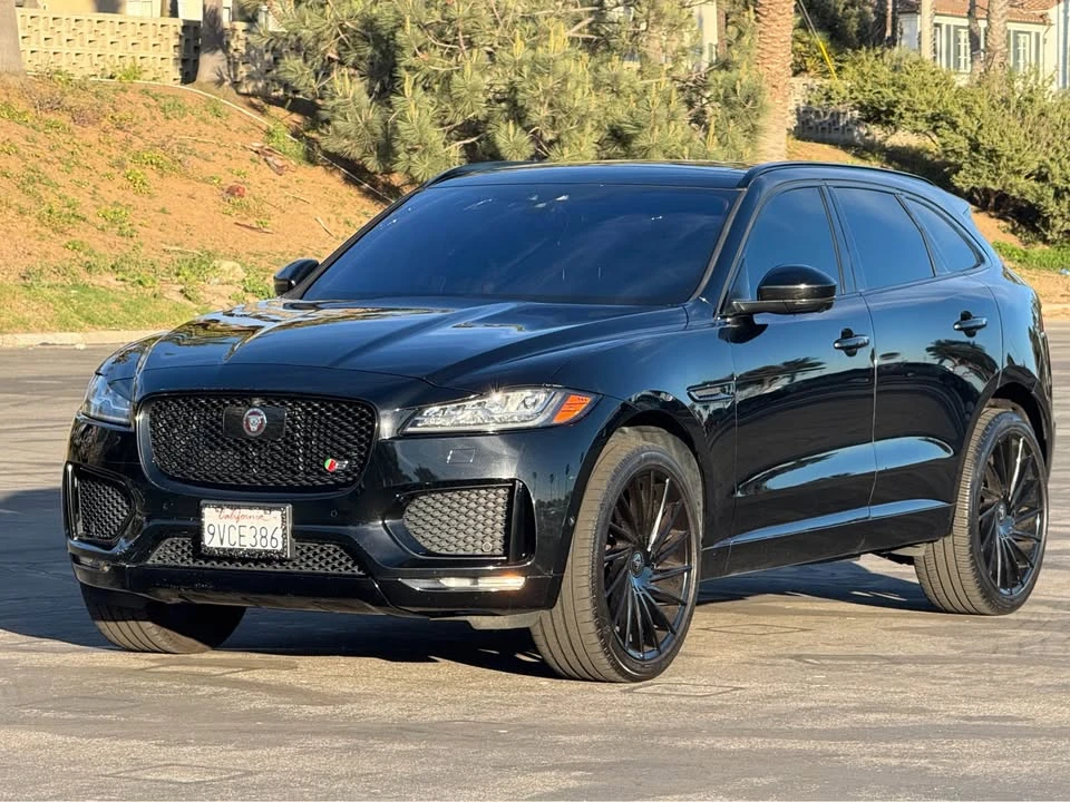2017 Jaguar F-Pace - Image 16 of 16